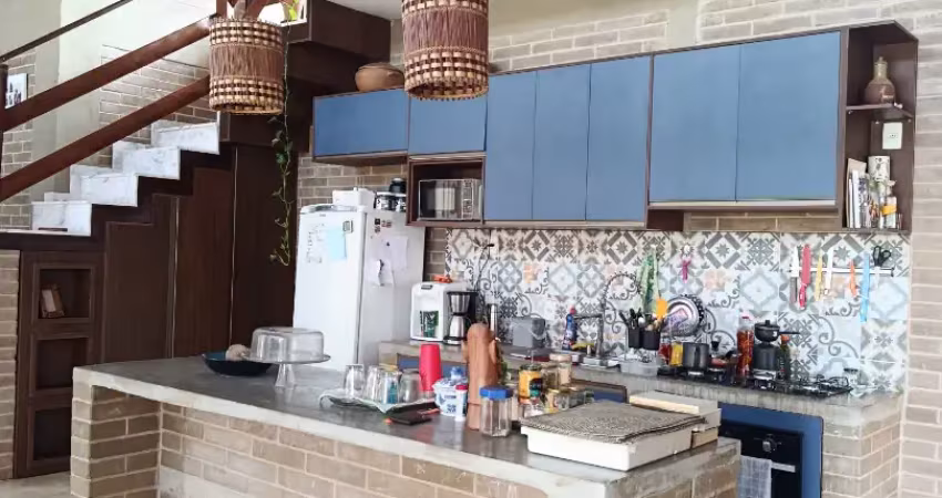 Casa linda no condomínio park jatobá, ventilada e aconchegante