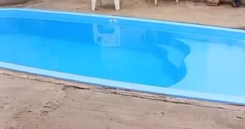 Imóvel com piscina, 3 quartos e energia solar no bairro tijucal – apto a financiar | r$250 mil (ágio r$140 mil)