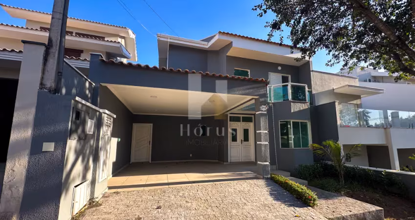 Linda casa a venda condomínio saint claire com 3 suítes todas com sacada