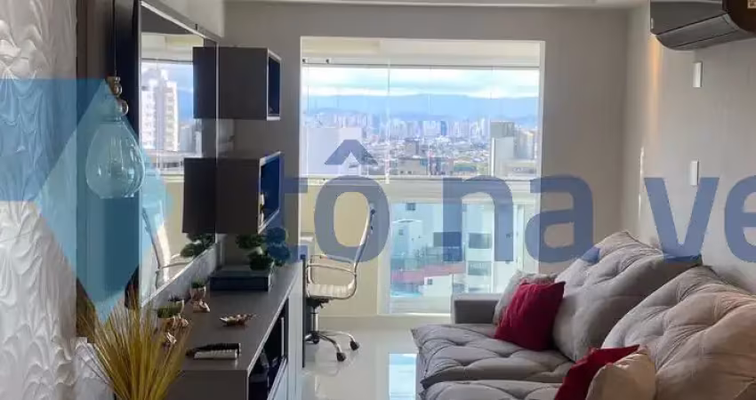 Cobertura com 196m² com churrasqueira, piscina e 3 dormitórios no guarujá