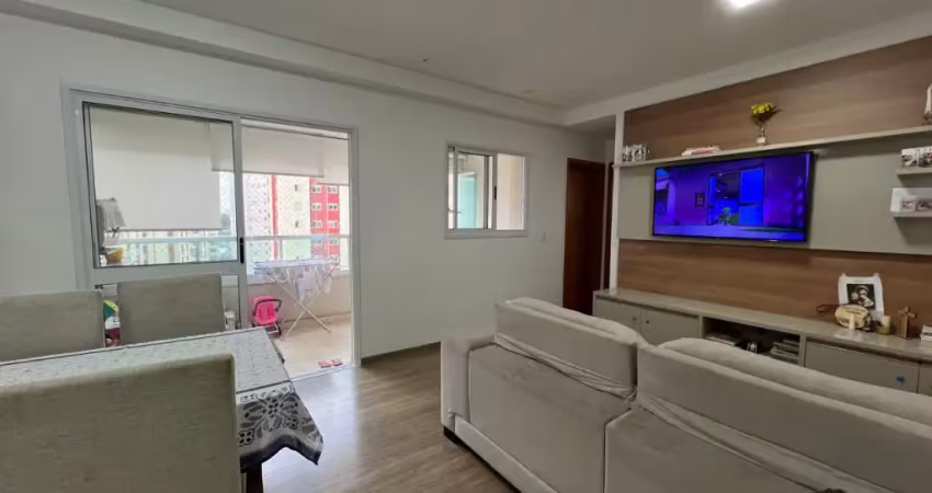 Apartamento à venda no parque industrial com 2 quartos (suíte) e 70 metros.