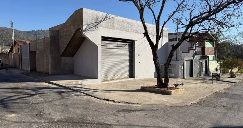 Imóvel no bairro frimisa, com 3 suítes, vaga 4 carros e loja locada.