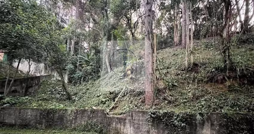 Terreno à venda na Rua Odair Martins, Granja Viana, Carapicuíba