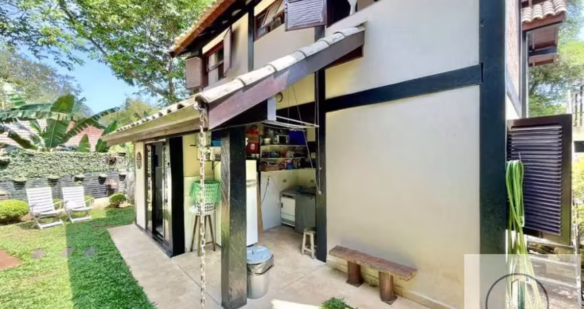 Casa em condomínio fechado com 3 quartos à venda na Rua Três Rios, 04, Granja Viana, Carapicuíba
