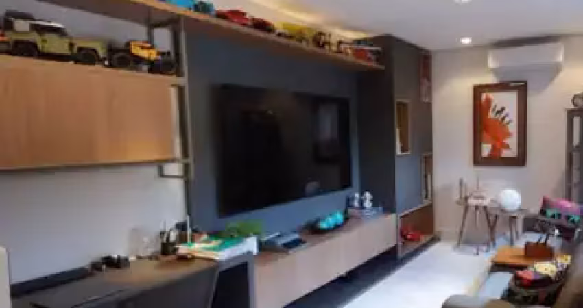 Casa com 3 quartos à venda na Rua Abílio Secundino Leite, 34R, Vila Andeyara, Ferraz de Vasconcelos