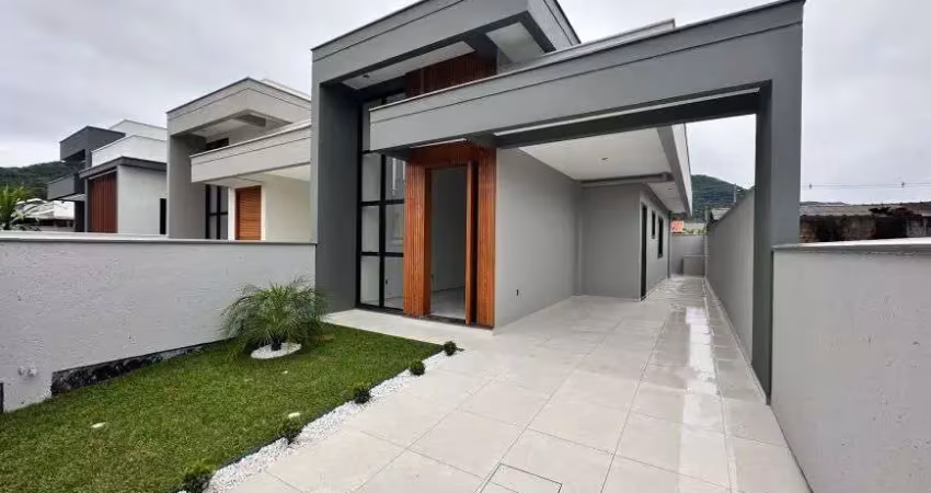 Sua casa com belíssimo acabamento em são josé sc - financiável. me chame p mais informações