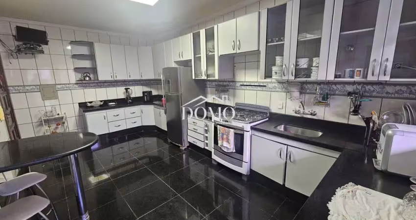 Casa com 3 quartos à venda na Rua Bernardes Carvalho, 157, Santa Terezinha, Belo Horizonte