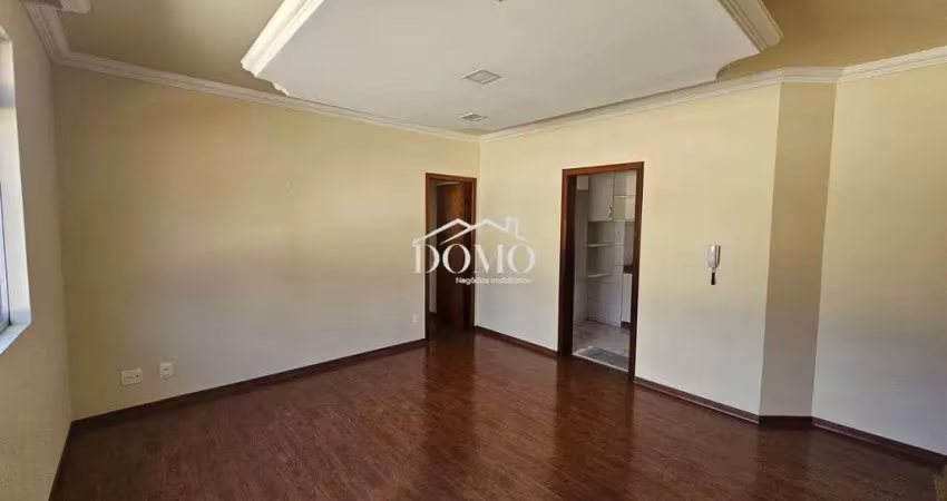 Apartamento com excelente localização na avenida miguel perrela