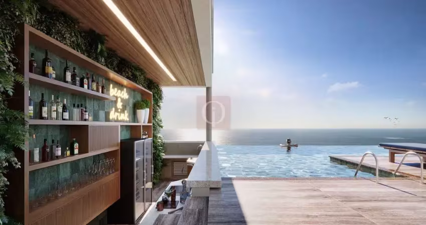 Apartamento frente mar. localizado no centro de balneário piçarras, andar alto.