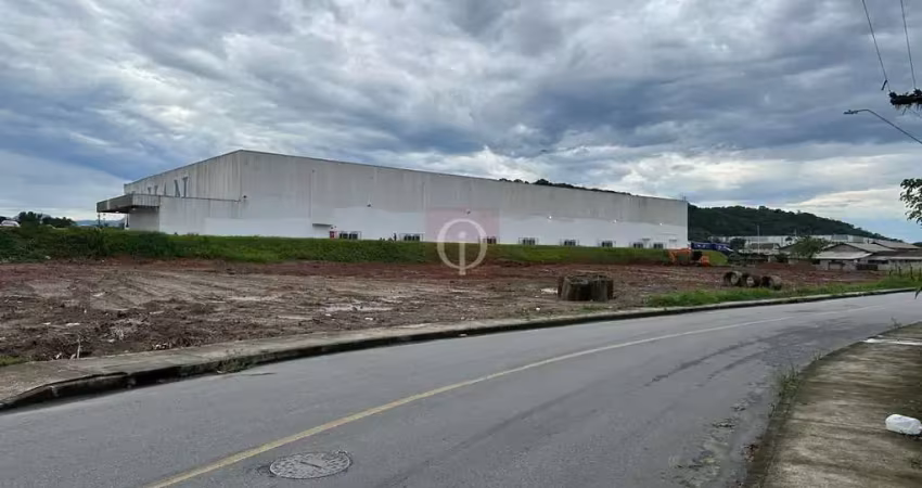 Excelente terreno industrial/comercial a venda em são francisco do sul, com  8.259,60m2  de área total.