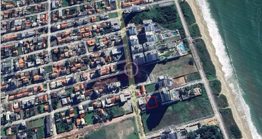 Terreno ideal para investidores ou construtores na quadra mar itacolomi, balneário piçarras/sc