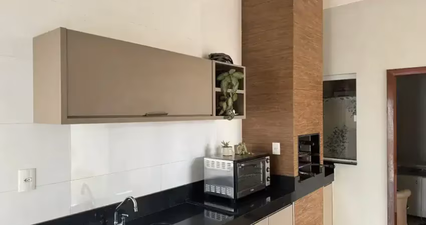 Linda casa pronta para morar no jardim ermina ii - jundiaí