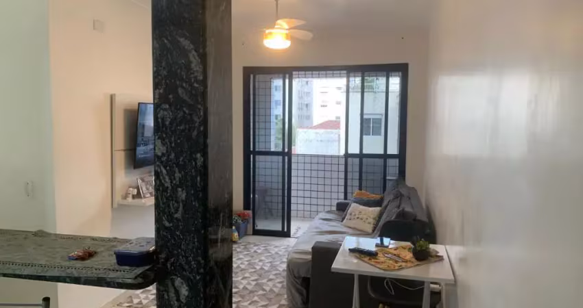 Apartamento 2 dormitorios - 200 metros da praia do itarare - sao vicente sp