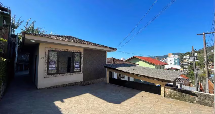 Casa com 2 quartos para alugar na Rua Heraldo Dias, 43, Pantanal, Florianópolis