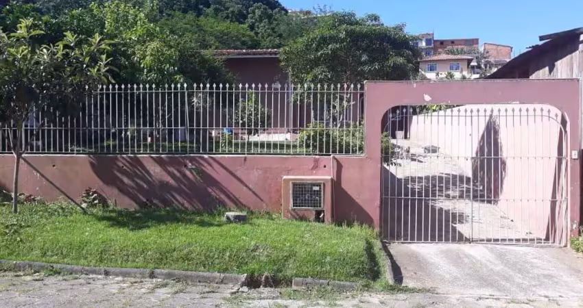 Casa com 3 quartos à venda na Travessa Antonina Campos da Silva, 137, Roçado, São José
