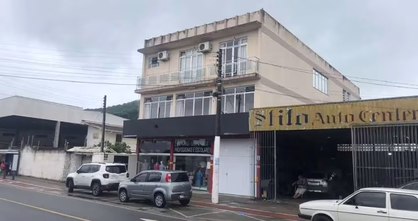 Casa comercial à venda na Avenida Aniceto Zacchi, 109, Ponte do Imaruim, Palhoça