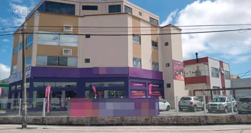 Sala comercial com 1 sala para alugar na Avenida Governador Ivo Silveira, 3368, Capoeiras, Florianópolis