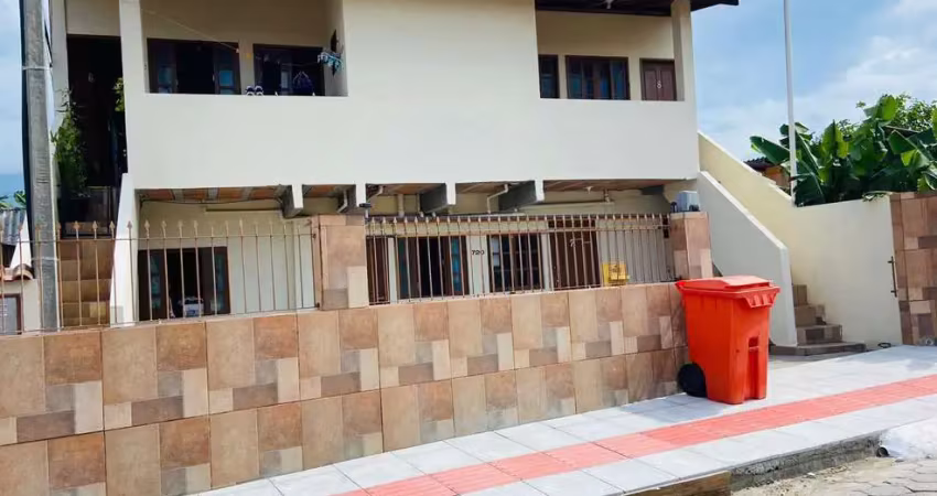 8 apartamentos de 1 dormitório,  2 prédios com 4 aptos  no bairro tapera - florianópolis