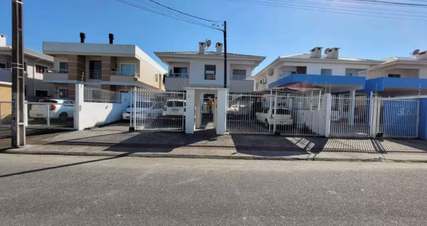 Apartamento com 2 quartos para alugar na Rua Osvaldo Bossolan, 57, Barra do Aririú, Palhoça