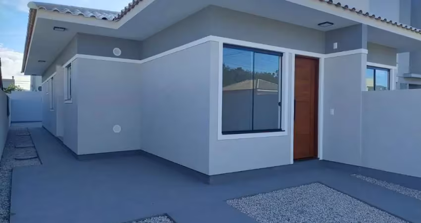 Casa geminada em construção 2 dormitórios sendo 1 suíte  barra do aririú