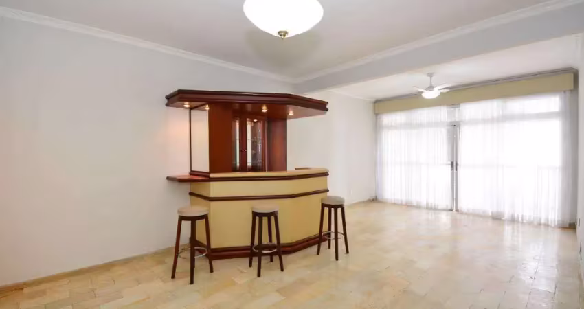 Apartamento com 3 quartos para alugar na Avenida Professor Othon Gama D'Eça, 809, Centro, Florianópolis