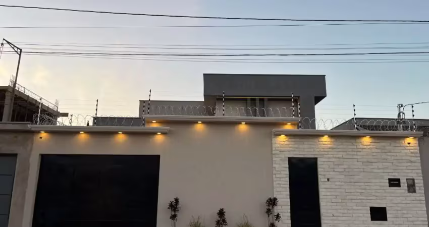 Casa 3 suítes setor faiçalville terreno 360mts e 185mts área  construída