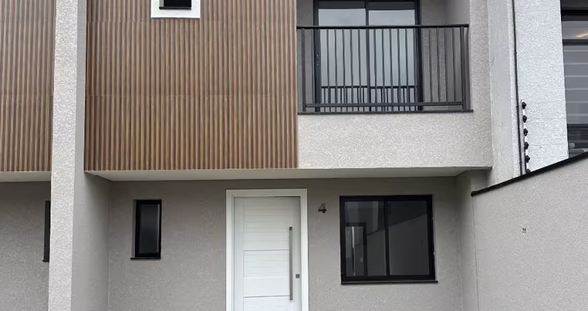 Casa em condomínio fechado com 3 quartos à venda na Rua Marco Polo, 1029, Bairro Alto, Curitiba