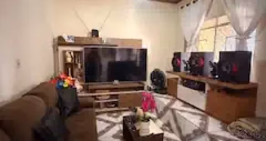 Casa de dois piso com 4 quartos no armando mendes / oportunidade