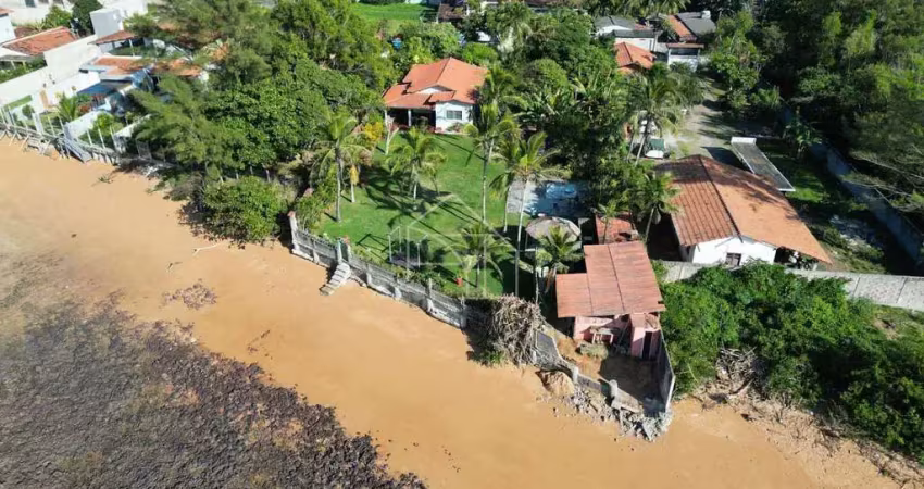 Casa à venda em jacaraípe frente para o mar – praia da baleia | serra - es