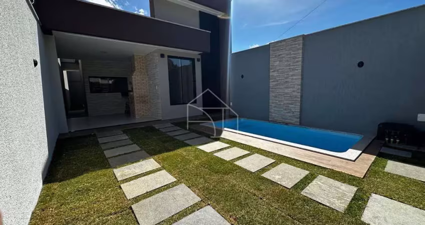 Casa individual com piscina à venda no residencial centro da serra