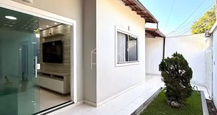 Casa linear com 3 quartos com uma suíte em colina de laranjeiras