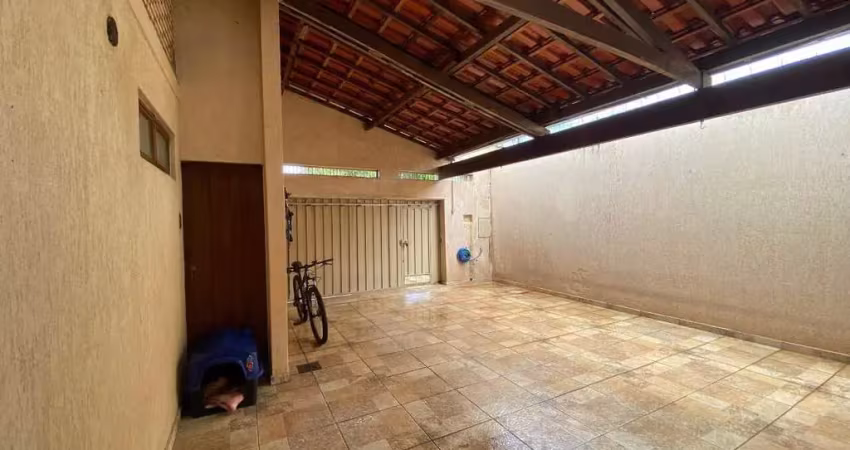 Casa com 3 quartos à venda no Conjunto Guanabara, Uberaba 
