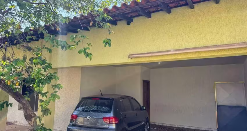 Casa com 3 quartos à venda no Parque das Américas, Uberaba 