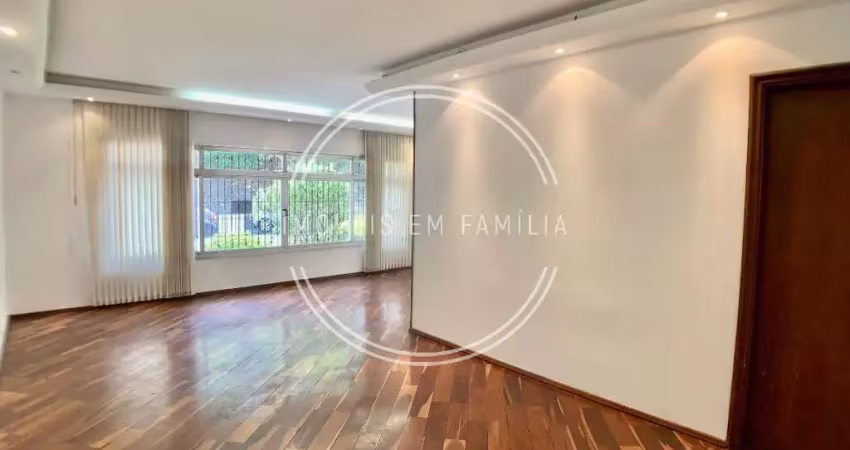 Casa com 265 m², 3 quartos sendo 1 suíte à venda no bairro chácara inglesa.