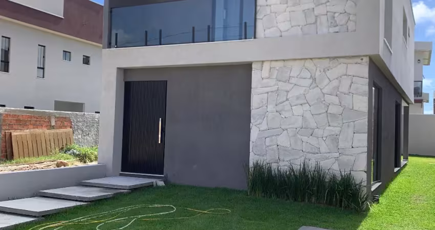 Casa duplex está localizada no bairro vila de abrantes (abrantes) com 169 metros quadrados com 4 quartos sendo 3 suites e 5 banheiros