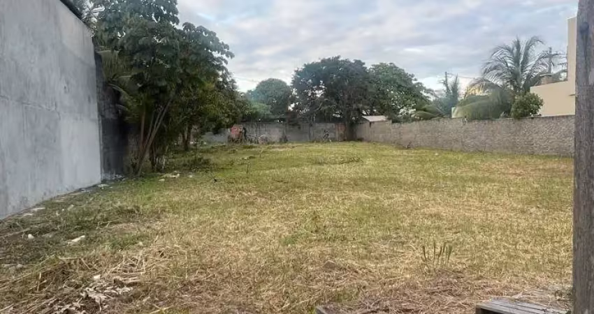 Terreno à venda na Rua Salvador, 540, Busca-Vida, Camaçari