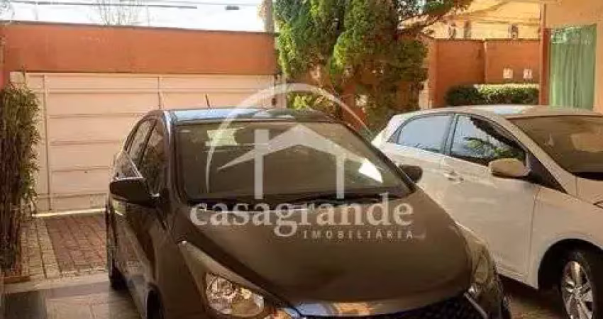 Casa com 4 quartos para alugar na Rua República do Piratini, 1, Umuarama, Uberlândia