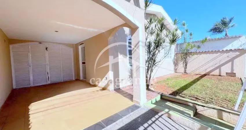 Casa com 3 quartos à venda na Rua Benjamin Alves Santos, 450, Saraiva, Uberlândia