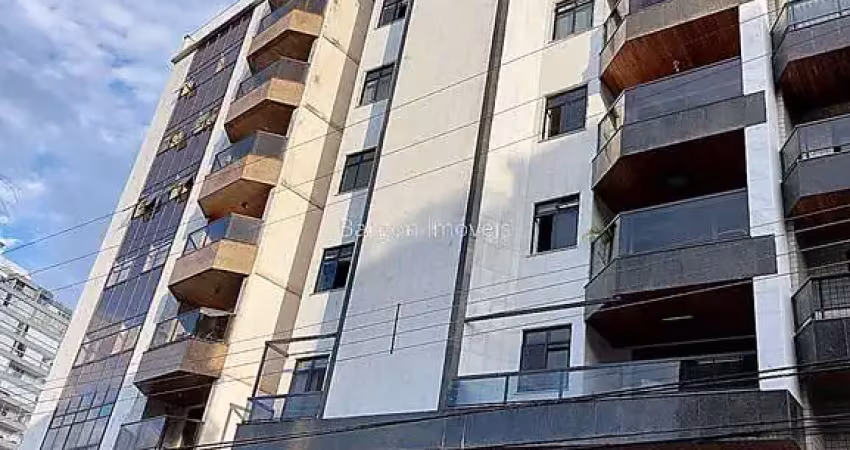 Cobertura com 197 metros com 5 quartos sendo 4 suites a venda no bairro bom pastor em juiz de fora