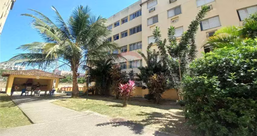 Apartamento à venda em inhoaíba com 2 quartos e 49 m². aceita financiamento.