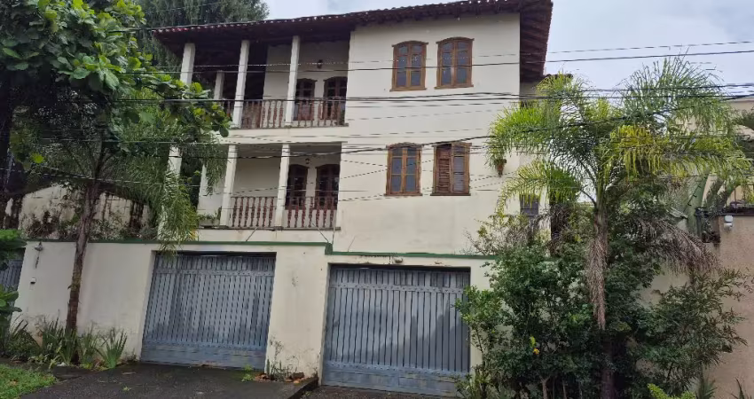 Casa com 4 quartos à venda na Rua Adauto Lúcio Cardoso, 626, Belvedere, Belo Horizonte
