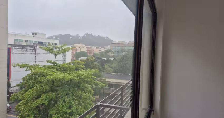 Sala comercial com 2 salas para alugar na Estrada dos Três Rios, 830, Freguesia (Jacarepaguá), Rio de Janeiro