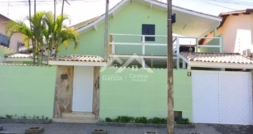 Sobrado em Peruíbe no bairro Stella Maris