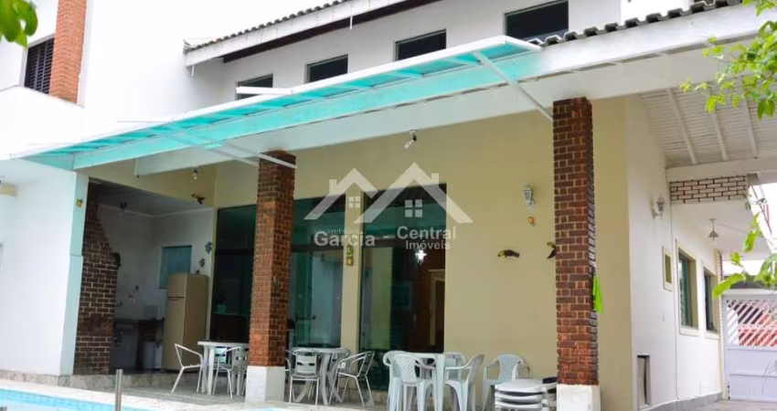 Sobrado em Peruíbe no bairro Três Marias