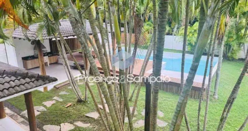 Casa em condomínio fechado com 4 quartos à venda no estrada do coco