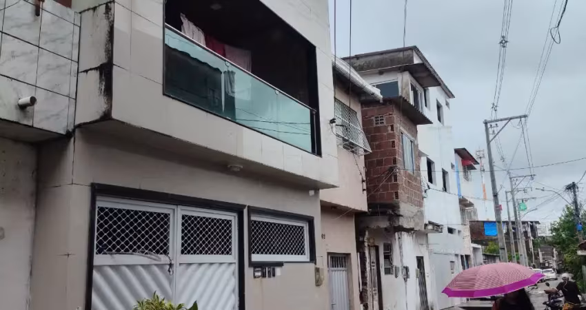 Casa com 3 quartos à venda na Rua Lupércio, 128, Brasília Teimosa, Recife