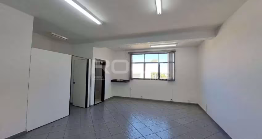 Sala comercial para alugar na Rua Dom Pedro II, 842, Centro, São Carlos