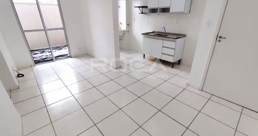 Apartamento térreo para alugar em são carlos - 2 quartos, garagem e quintal!