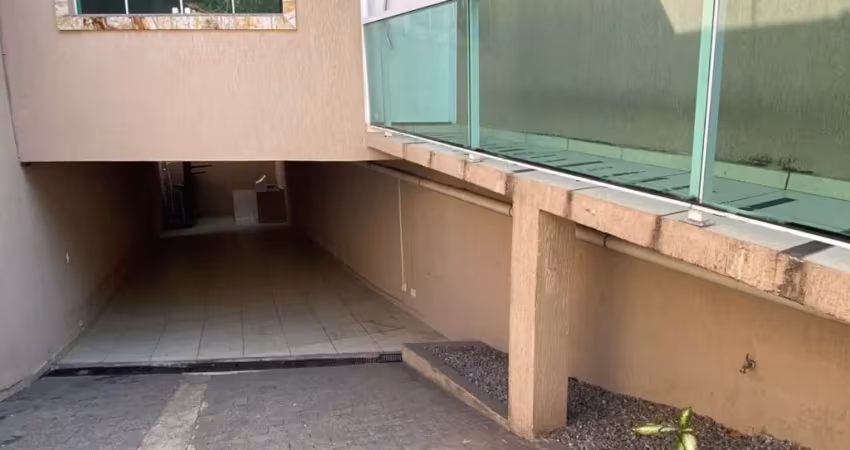 Sobrado residencial individual para locação na vila matilde – 180m², 3 dorms, 1 suítes, 4 vagas – próx. ao metrô