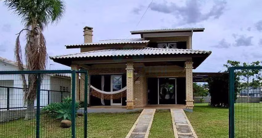 Casa para venda em balneário rincão, zona norte, 4 dormitórios, 2 banheiros, 4 vagas